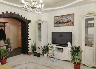 Продается 2-комнатная квартира, 58.4 м2, Краснотурьинск, улица 8 Марта, 8
