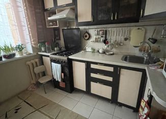 Продается двухкомнатная квартира, 56 м2, Чебоксары, улица Мичмана Павлова, 6, Северо-Западный жилой район