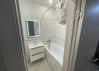 1-комнатная квартира на продажу, 40 м2, Калининград, Батальная улица, 104, ЖК Дом на Батальной