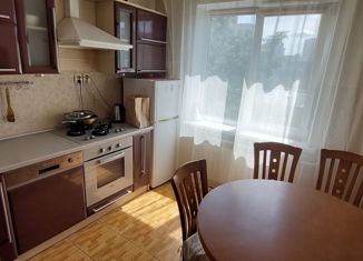 Продаю 2-комнатную квартиру, 54 м2, Калининград, Ленинградский район, улица Генерала Буткова, 12