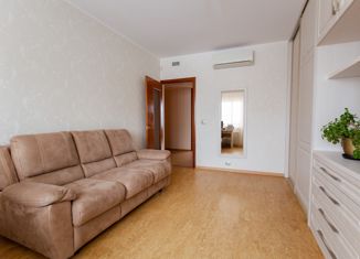 Продается трехкомнатная квартира, 89.6 м2, Санкт-Петербург, улица Тельмана, 49, метро Улица Дыбенко