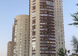 Продам 3-ком. квартиру, 92.6 м2, Новосибирск, улица Галущака, 15