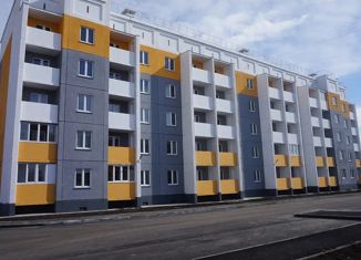 Трехкомнатная квартира на продажу, 71.3 м2, Еманжелинск, улица Энгельса, 22А