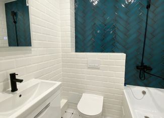 Продам 2-ком. квартиру, 48 м2, Энгельс, Трудовая улица, 12/5, ЖК Рио