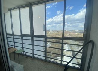 Квартира на продажу студия, 26.1 м2, Екатеринбург, улица Лётчиков, 7, метро Уральская