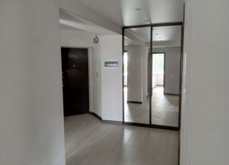 Трехкомнатная квартира на продажу, 73 м2, Шлиссельбург, улица 1 Мая, 22