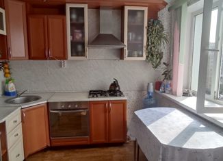 Продается 2-ком. квартира, 45 м2, Уфа, улица Максима Рыльского, 14/1