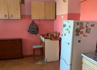 Продам комнату, 270 м2, Новгородская область, улица Щусева, 12к2