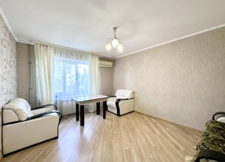 Продаю 3-ком. квартиру, 64 м2, Краснодар, улица Фадеева, 29, улица Фадеева