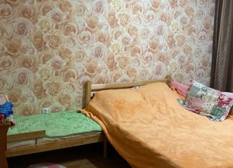 Продаю 2-комнатную квартиру, 51.8 м2, Мелеуз, улица Ленина, 152