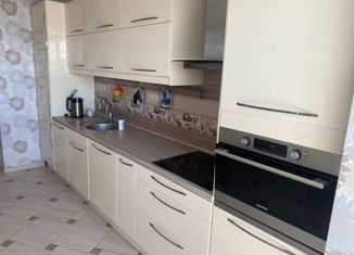 Продам 2-ком. квартиру, 70.9 м2, Пушкино, Набережная улица, 35к7