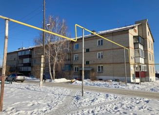 Продается четырехкомнатная квартира, 88.3 м2, Еманжелинск, Больничная улица, 3