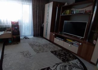 Продам 4-комнатную квартиру, 72 м2, Алапаевск, улица Тюрикова, 13