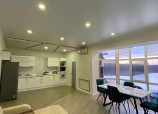 Продаю таунхаус, 150 м2, село Палимовка, 1-й микрорайон, 26