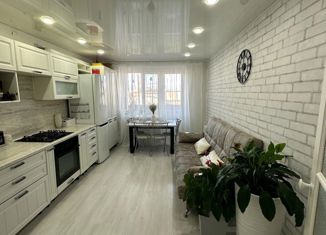 Продам 2-ком. квартиру, 59 м2, Котлас, Стефановская улица, 31А