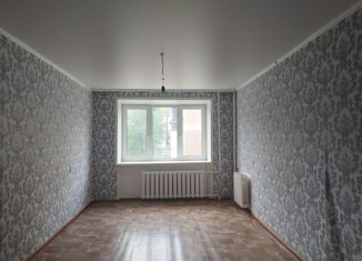 Продается 4-ком. квартира, 67.2 м2, Ярцево, улица Энтузиастов, 27