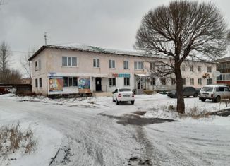 Трехкомнатная квартира на продажу, 58 м2, Тюкалинск, Октябрьская улица, 56