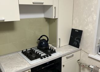 Продам 2-ком. квартиру, 48.2 м2, Павлово, улица Кирова, 100