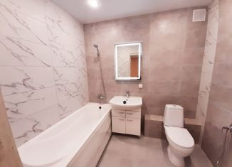 Продаю 2-ком. квартиру, 48.12 м2, Казань, улица Архитектора Гайнутдинова, 26к3, ЖК Грин