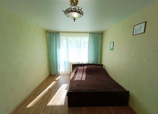 Продаю 1-комнатную квартиру, 32.9 м2, Югорск, улица Мира, 8