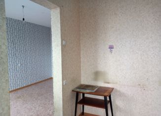 Продаю двухкомнатную квартиру, 42.5 м2, Челябинская область, улица Трубников, 33