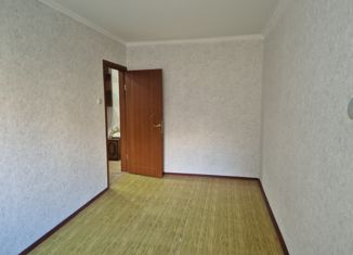 Продаю трехкомнатную квартиру, 59 м2, Чебоксары, улица Рихарда Зорге, 6к1, Калининский район