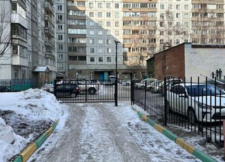 Продается однокомнатная квартира, 33 м2, Новосибирская область, улица Адриена Лежена, 5