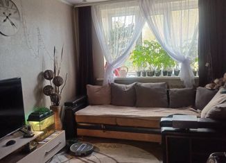 Продам 3-ком. квартиру, 50.4 м2, Красноуфимск, улица Трескова, 38