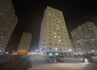 Трехкомнатная квартира на продажу, 77 м2, Тюменская область, 15-й микрорайон, 29