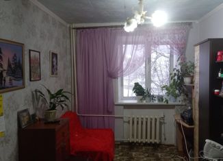 Продаю комнату, 50 м2, Арамиль, улица Курчатова, 30А