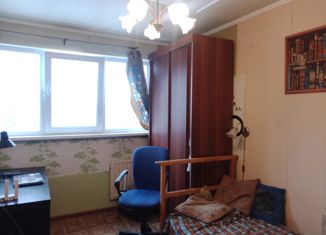 Продаю трехкомнатную квартиру, 61.3 м2, Санкт-Петербург, улица Сикейроса, 2, метро Озерки