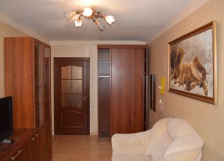 Продаю 3-комнатную квартиру, 59 м2, Москва, улица Кухмистерова, 18, станция Люблино