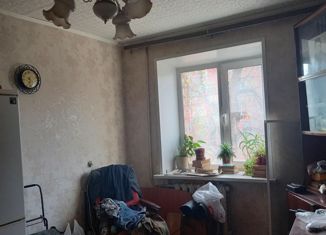 Продаю 3-комнатную квартиру, 60 м2, Ижевск, улица Кирова, 13, Северо-Западный жилой район