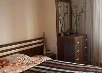 Продаю 2-ком. квартиру, 50.4 м2, посёлок Российский, улица Заводовского, 21