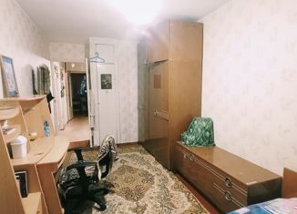 Продам 3-комнатную квартиру, 60 м2, Элиста, 6-й микрорайон, 6-й микрорайон, 8