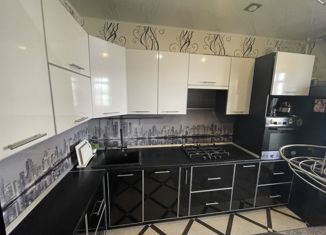 2-комнатная квартира на продажу, 63 м2, Саранск, улица Девятаева, 7, ЖК Гратион