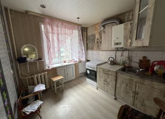 Продаю двухкомнатную квартиру, 47.2 м2, Гусь-Хрустальный, улица Микрорайон, 32