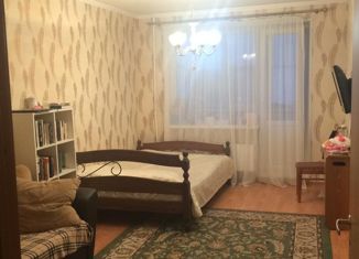 Продам 2-комнатную квартиру, 53.1 м2, Волосово, Гатчинская улица, 2