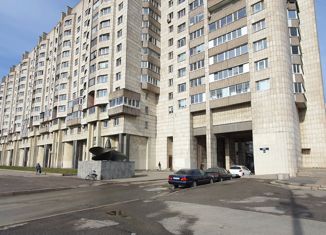 Продам 3-ком. квартиру, 64.7 м2, Санкт-Петербург, Морская набережная, 17В, Морская набережная