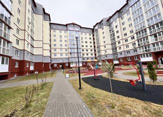 Продаю 1-комнатную квартиру, 44 м2, Зеленоградск, Приморская улица, 31к1