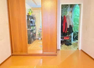 Продажа 4-комнатной квартиры, 72 м2, Добрянка, улица Энгельса, 11/1