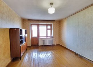 Трехкомнатная квартира на продажу, 61 м2, Сибай, улица Ленина, 17