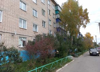 Продается 2-комнатная квартира, 47.3 м2, посёлок городского типа Межозёрный, улица Ленина, 19А