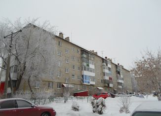 Продаю 2-комнатную квартиру, 45 м2, Серов, улица Льва Толстого, 28