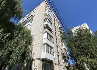 Продается однокомнатная квартира, 30.6 м2, Волгоград, улица Хользунова, 24