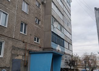 Продаю 1-комнатную квартиру, 40 м2, Сызрань, улица Красильникова, 65