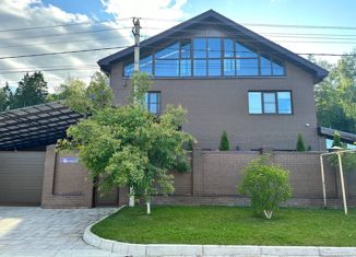 Дом на продажу, 300 м2, Йошкар-Ола, улица Эшкинина, 22А, микрорайон Центральный