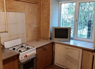 Продаю трехкомнатную квартиру, 44 м2, Новотроицк, улица Марии Корецкой, 21