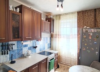 Продаю пятикомнатную квартиру, 92.1 м2, Новокузнецк, улица Косыгина, 11