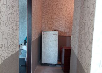 Продажа 1-комнатной квартиры, 30 м2, Новошахтинск, улица Чекалина, 14